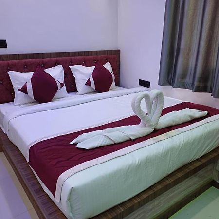 Hotel Shri Sai International, Sitamarhi Dumra エクステリア 写真