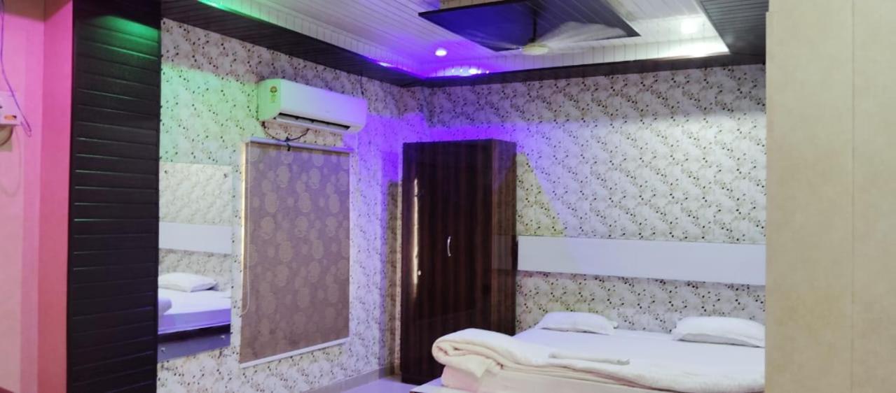 Hotel Shri Sai International, Sitamarhi Dumra エクステリア 写真