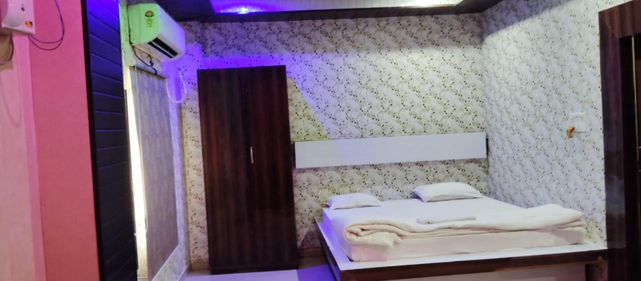 Hotel Shri Sai International, Sitamarhi Dumra エクステリア 写真